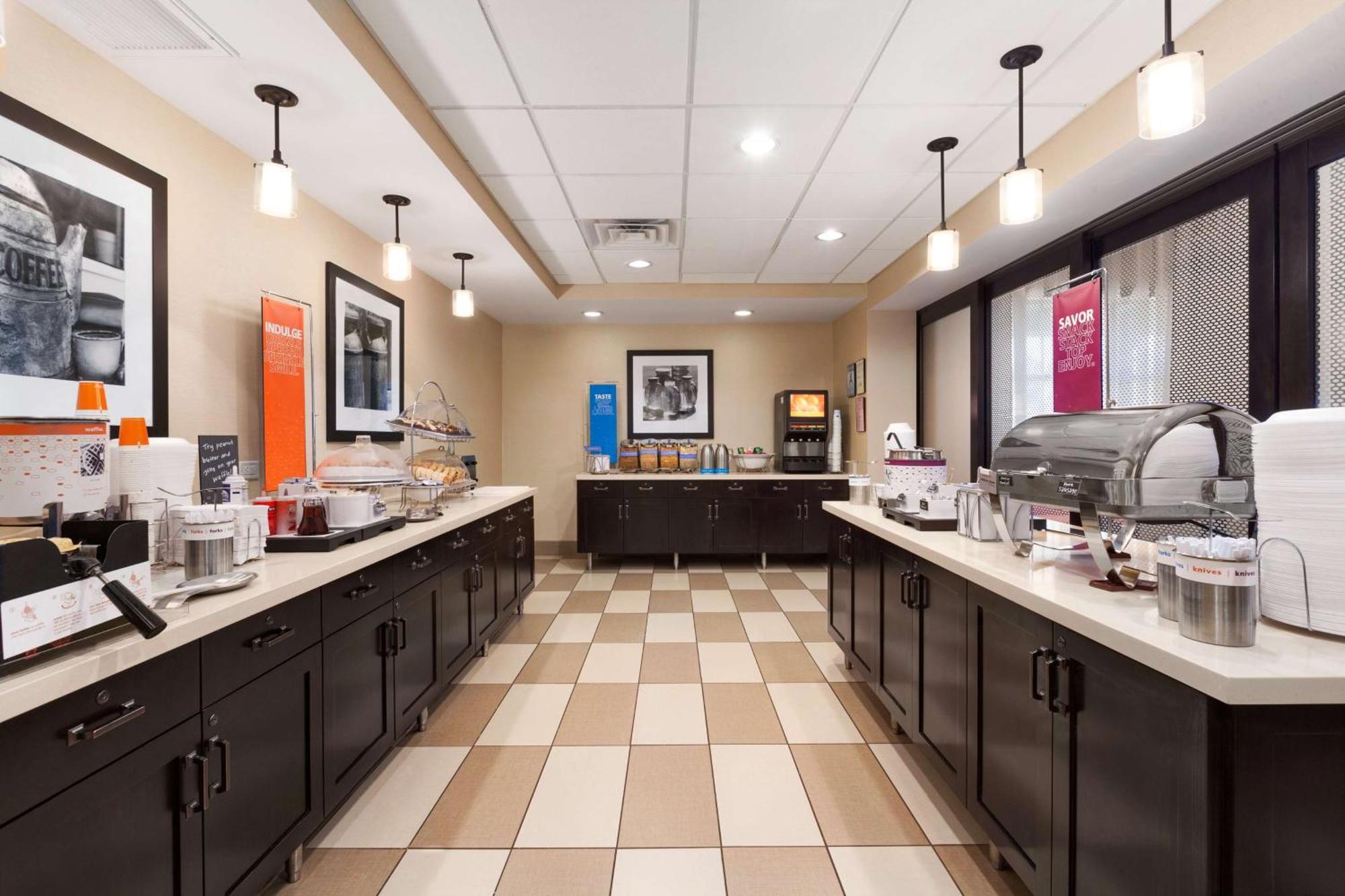 Hampton Inn & Suites San Bernardino Zewnętrze zdjęcie